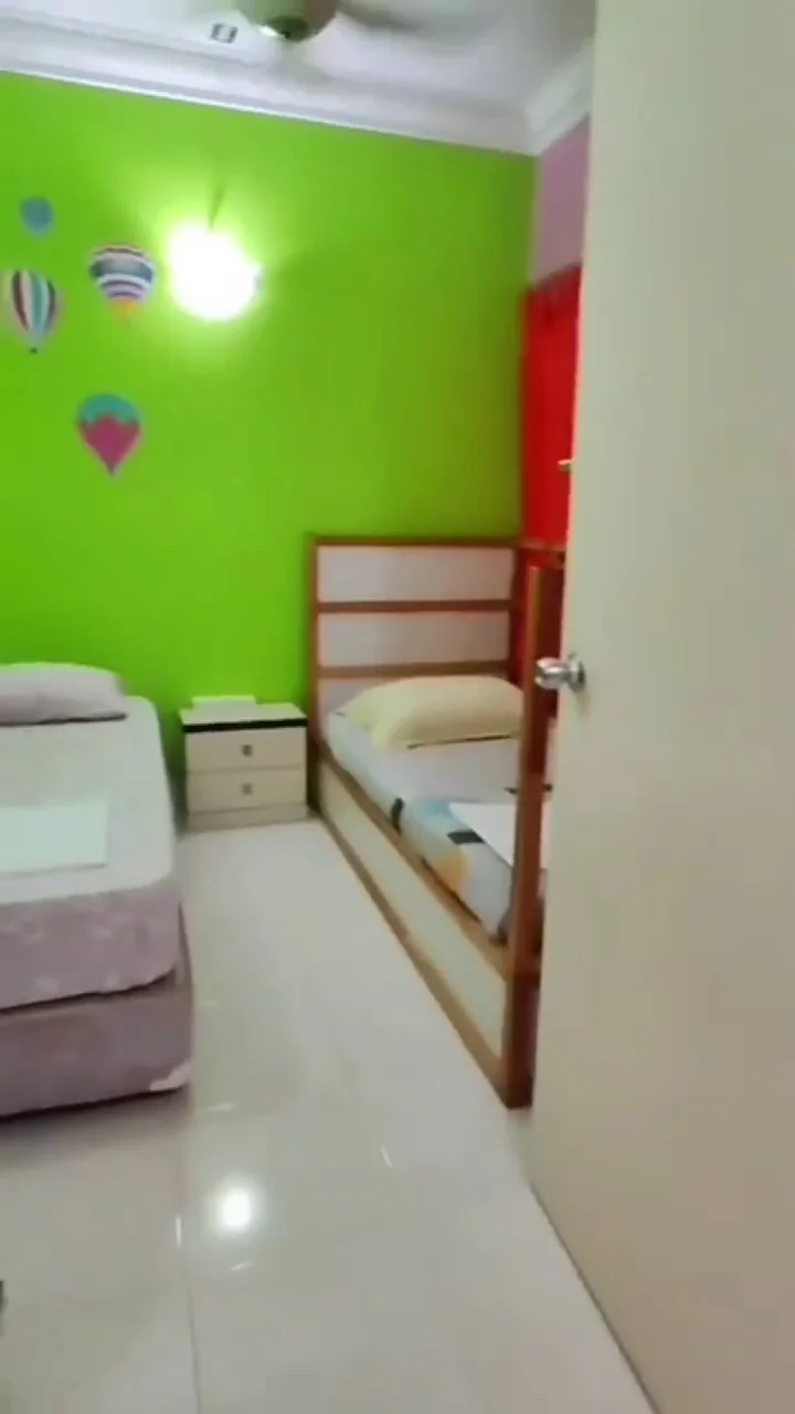 Bilik dua katil Single Sofreen Homestay Batu Caves